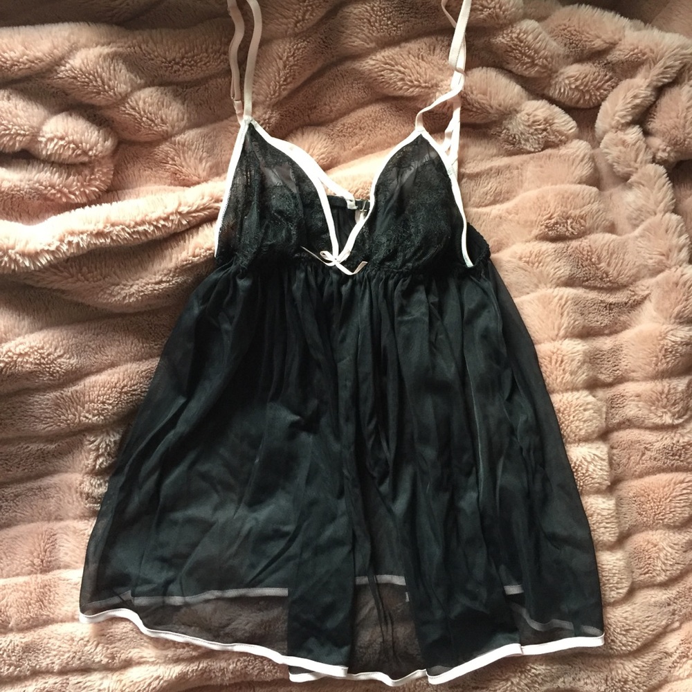 Victoria’s Secret Black & Pink Babydoll Set - M/S